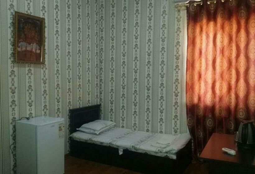 Hotel отель Ratmina Muinak