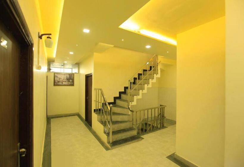 בית מלון כפרי Syal Inn