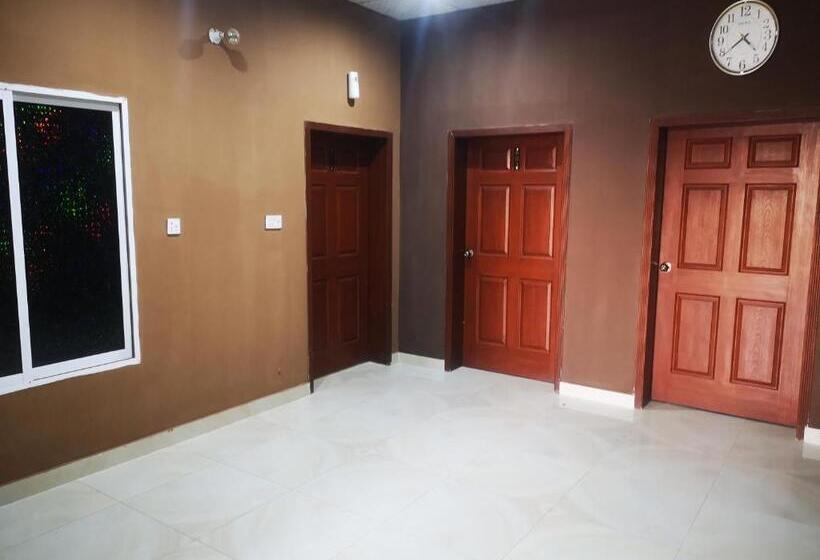 هتل Taj Palace Multan