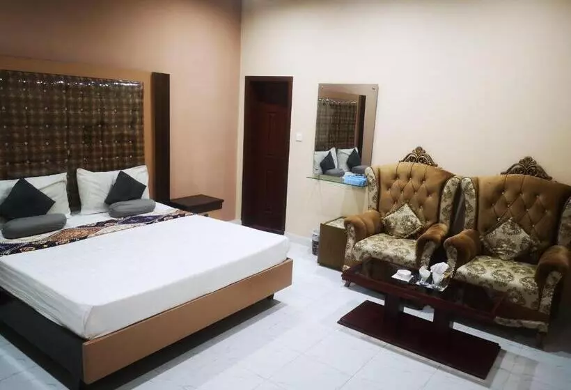 هتل Taj Palace Multan