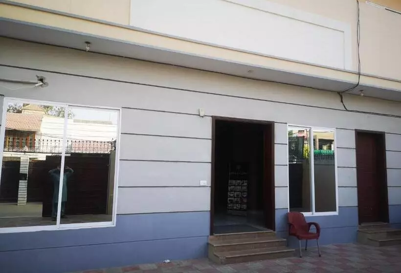 هتل Taj Palace Multan