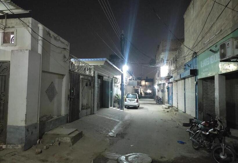 هتل Taj Palace Multan