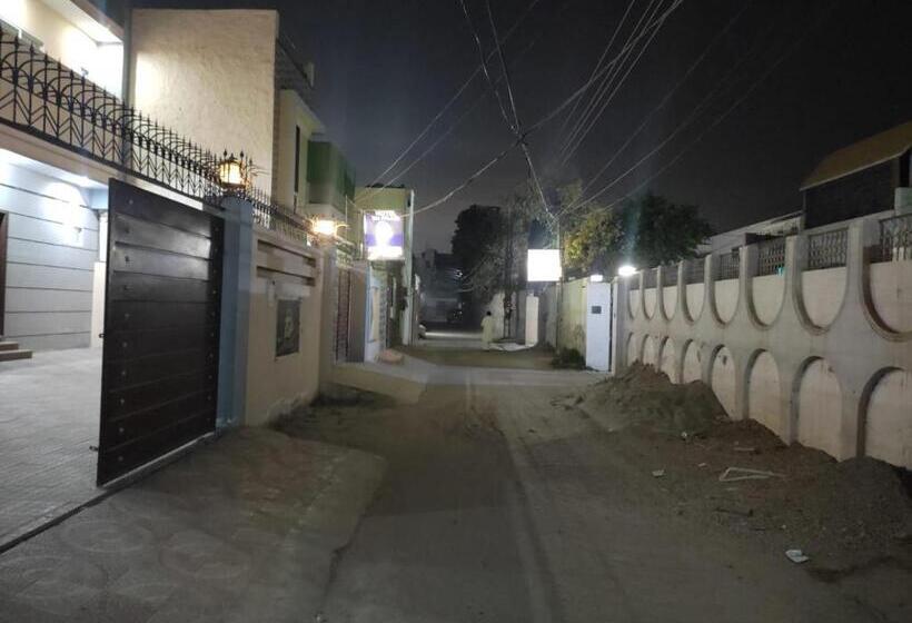 هتل Taj Palace Multan