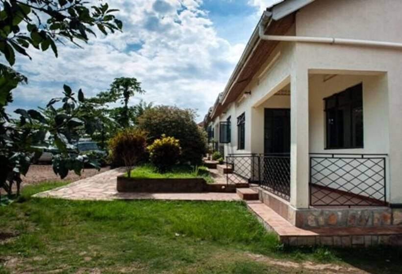 Immaculate 2 Bedroom Cottage In Kampala