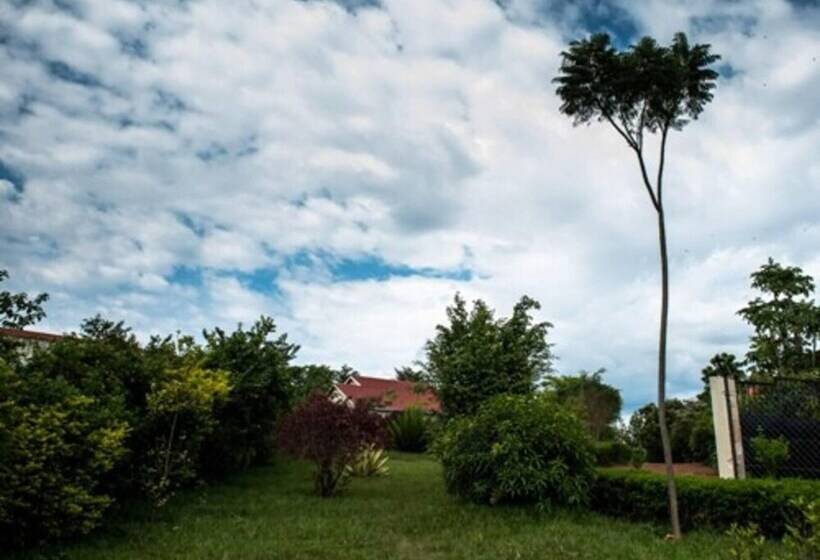 Immaculate 2 Bedroom Cottage In Kampala