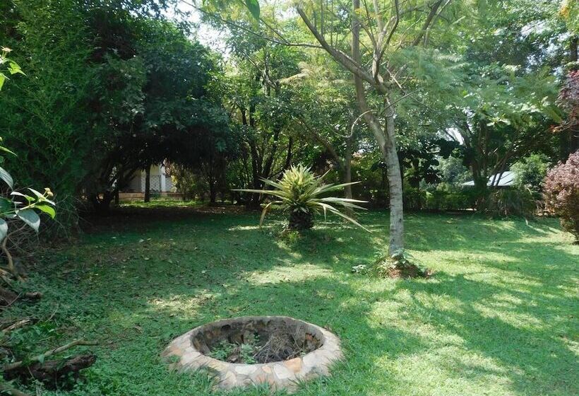 Immaculate 2 Bedroom Cottage In Kampala