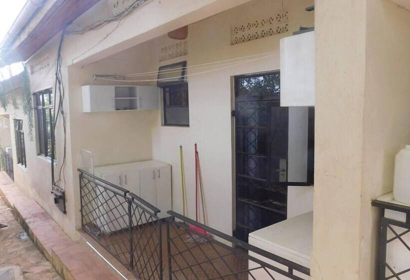 Immaculate 2 Bedroom Cottage In Kampala