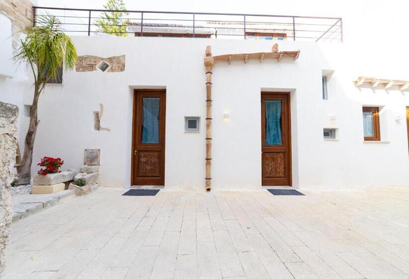 La Grotta Di Favignana