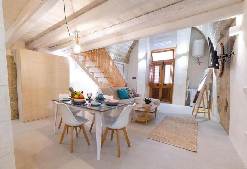 La Grotta Di Favignana