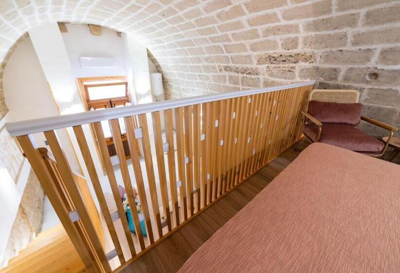 La Grotta Di Favignana