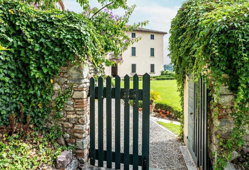 Lobram Castle Apartment Near Lazise