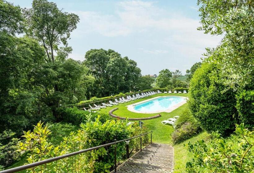 Lobram Castle Apartment Near Lazise