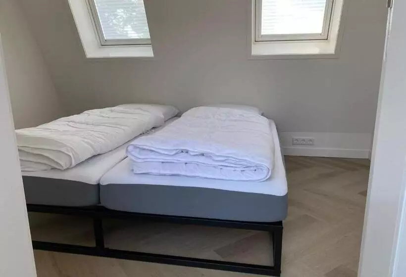 Luxe Vakantiewoning In Domburg, Vaandragerstraat