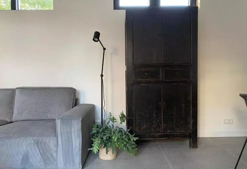 Luxe Vakantiewoning In Domburg, Vaandragerstraat