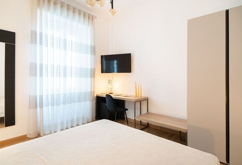 פנסיון L Isola Che C è