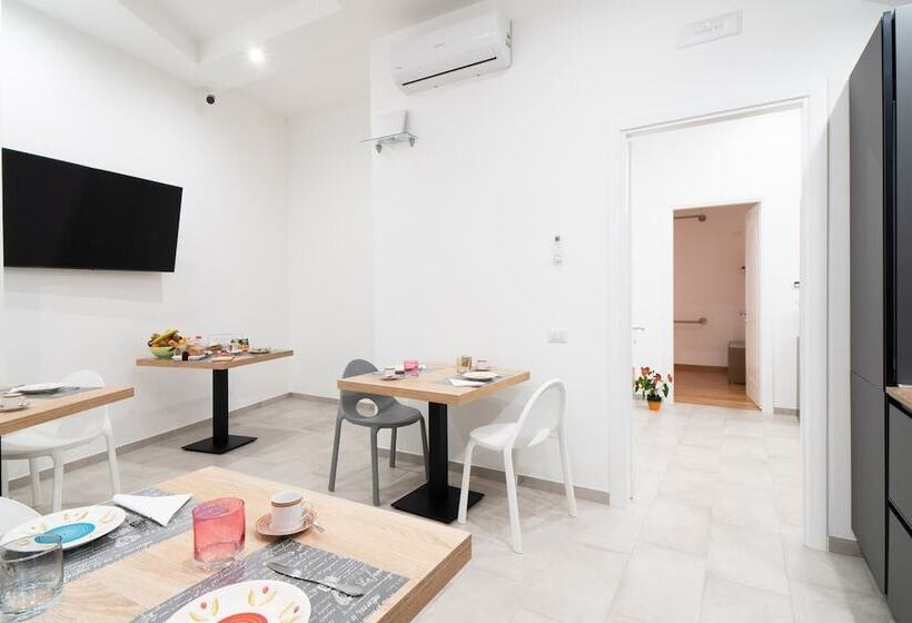 פנסיון L Isola Che C è