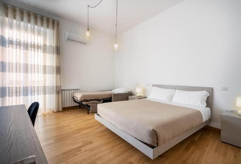 פנסיון L Isola Che C è