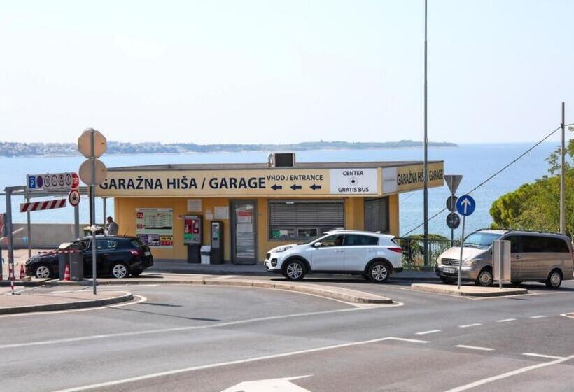 Premium Tartini Apartment 2 By Locap Group