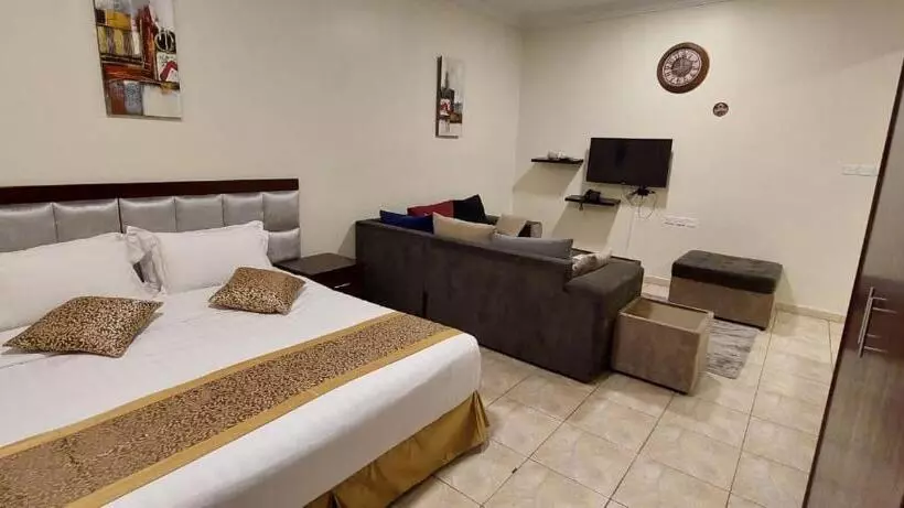 Hotelli ريف عسير للشقق المفروشة Reef Asir Furnished Apartments