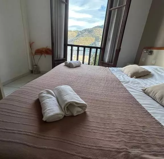 Hotelli Hôtel De La Jetée