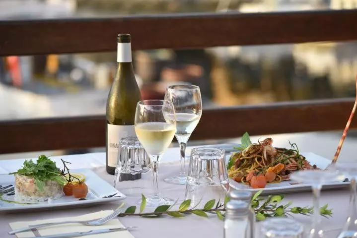 Hotelli Hôtel De La Jetée