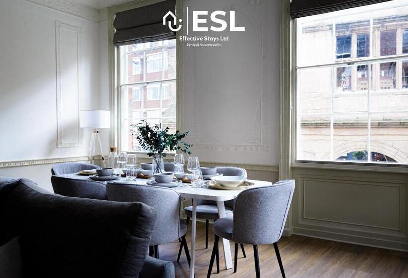 Most Central Luxury Grade 2 Listed Apartment Overlooking Shrewsbury Square Free Parking