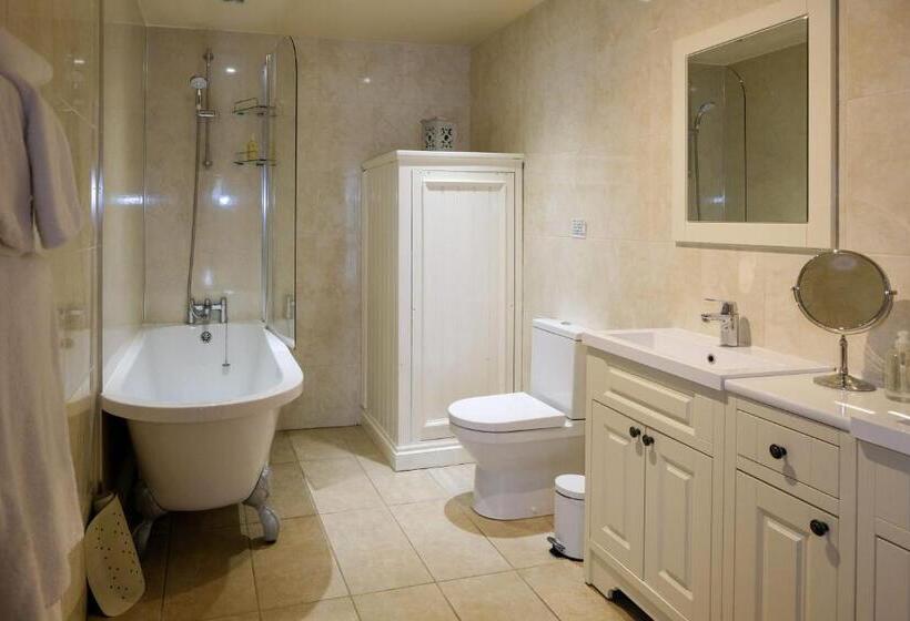 펜션 Church Farm Lodge