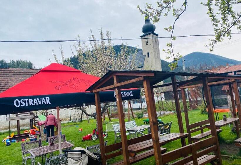 펜션 Penzión U Koníka