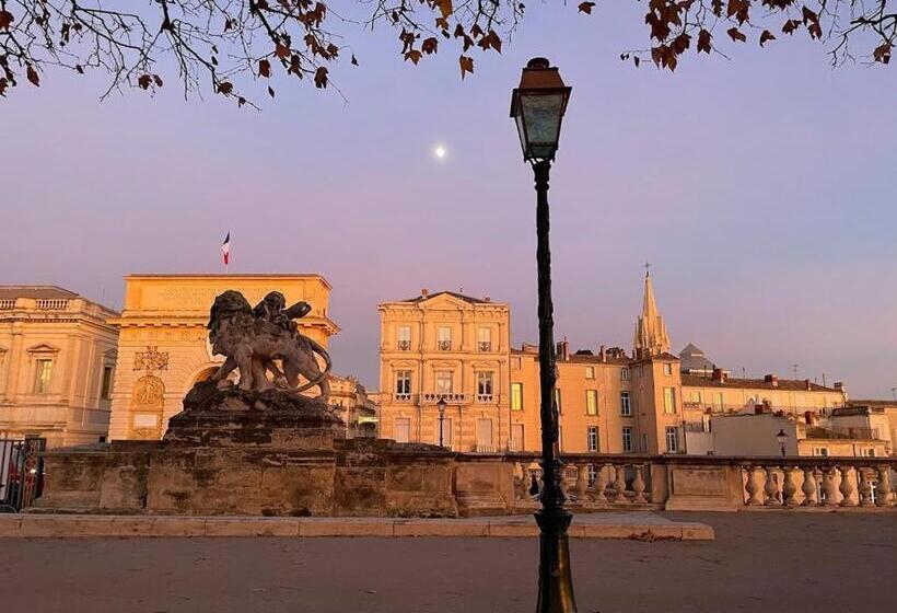 Peyrou, Studio La Merci, 3 étoiles
