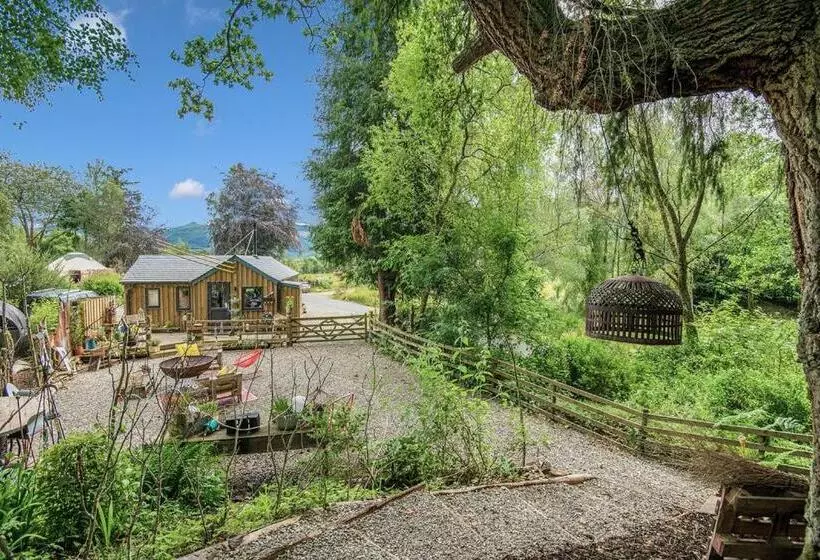 The Loveshack Lodge Balquhidder