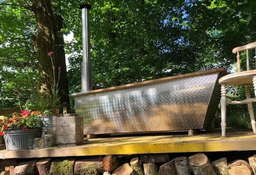 The Loveshack Lodge Balquhidder