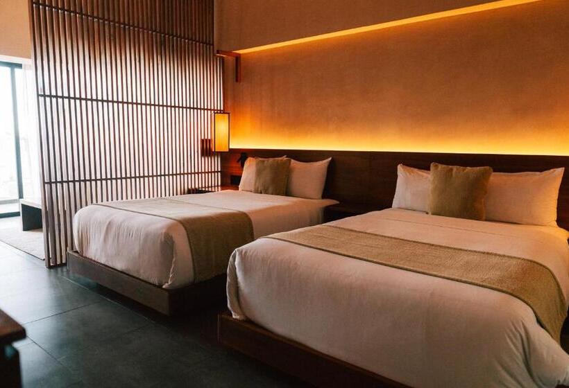 Hive Cancun By G Hotels