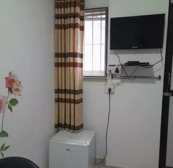 پانسیون Home Living Unit