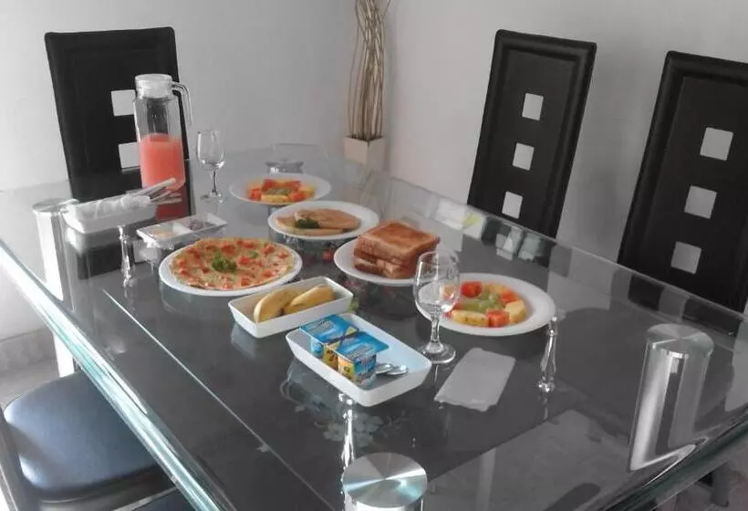 پانسیون Home Living Unit