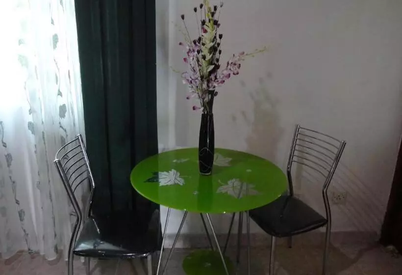 پانسیون Home Living Unit
