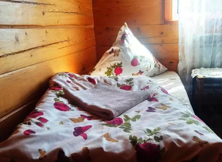 Aamiaismajoitus (B&B) садиба у василя