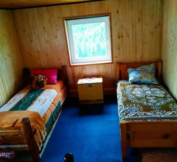 Aamiaismajoitus (B&B) садиба у пані марії