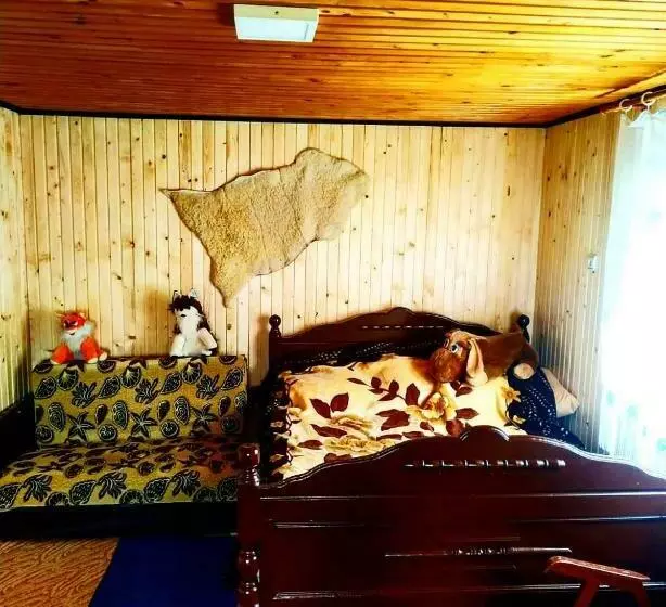 Aamiaismajoitus (B&B) садиба у пані марії