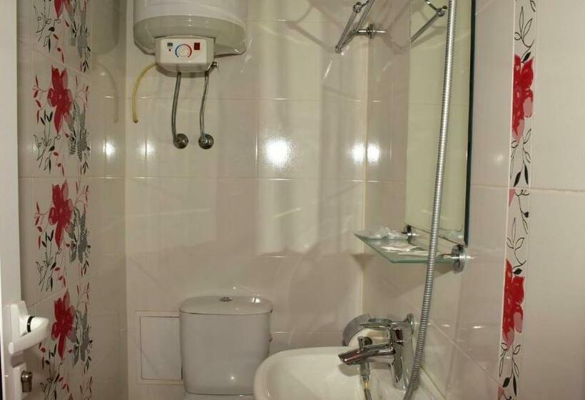 Hotel семеен хотел лъки