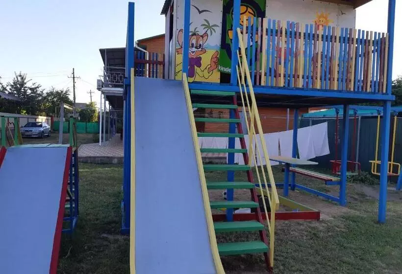 ホテル отель маленький рай