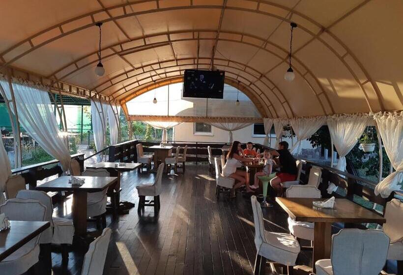 호텔 отель маленький рай