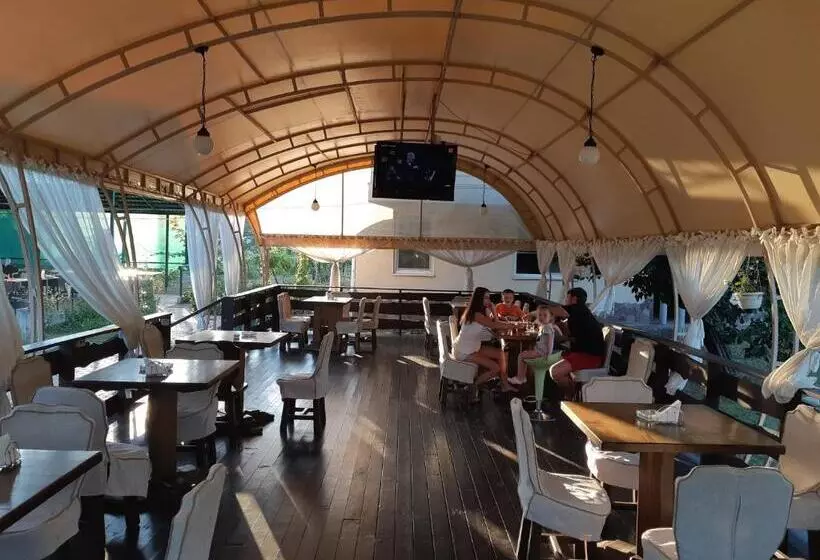 ホテル отель маленький рай