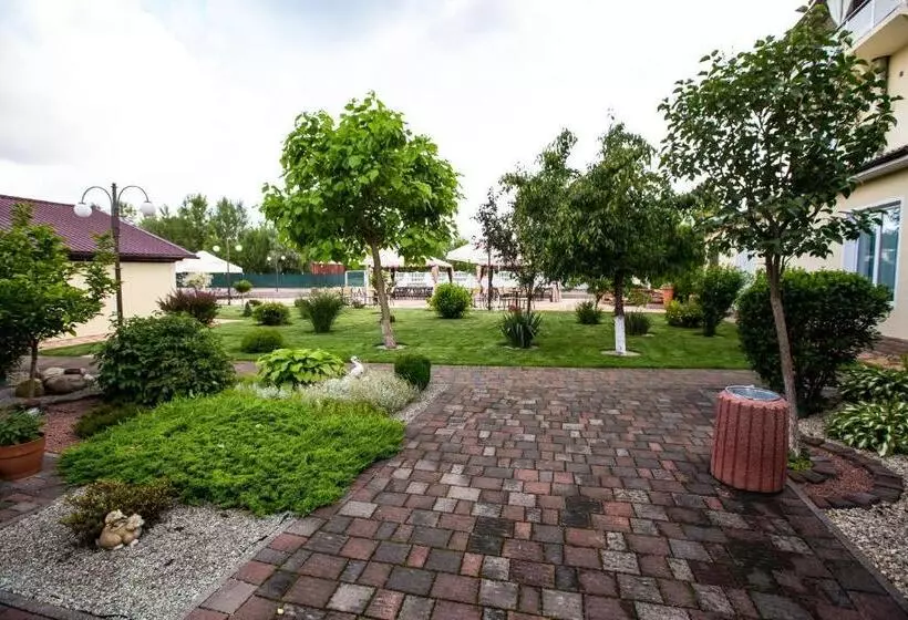 ホテル оазис