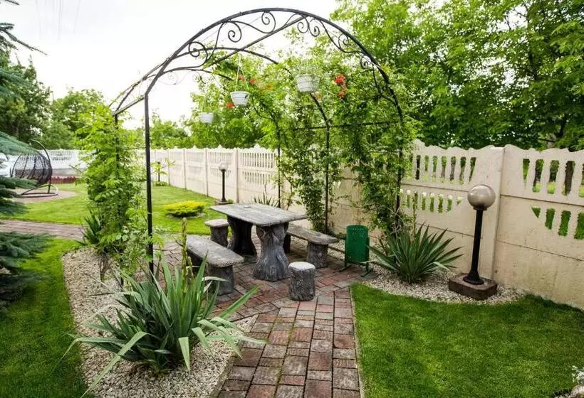 ホテル оазис