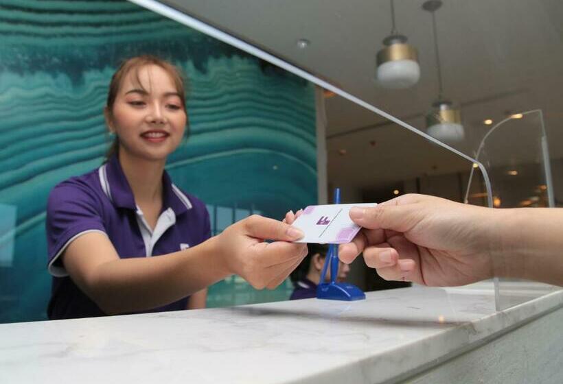 Fortune Saeng Chan Beach Hotel Rayong Sha Plus