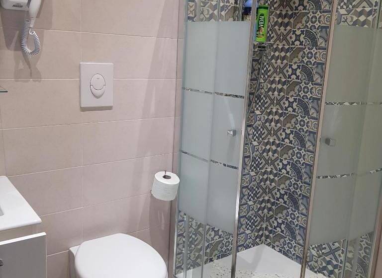 פנסיון Eden Room