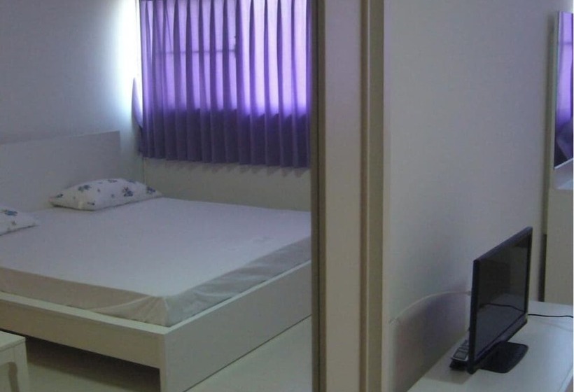 פנסיון Room In Guest Room   Chan Kim Don Mueang Guest House Triple Room