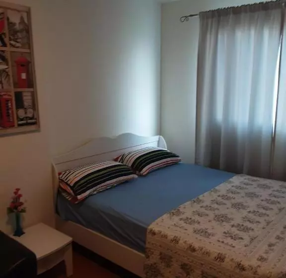 ペンション Room In Guest Room   Chan Kim Don Mueang Guest House Triple Room