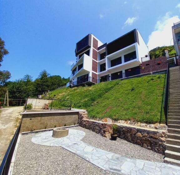 پانسیون Kvariati Villa