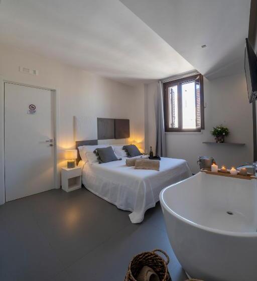 تختخواب و صبحانه Dimora Valmar Luxury Charm